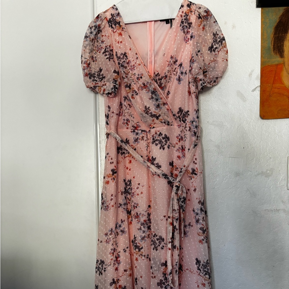 DKNY size 12 very beautiful light pink with flowers